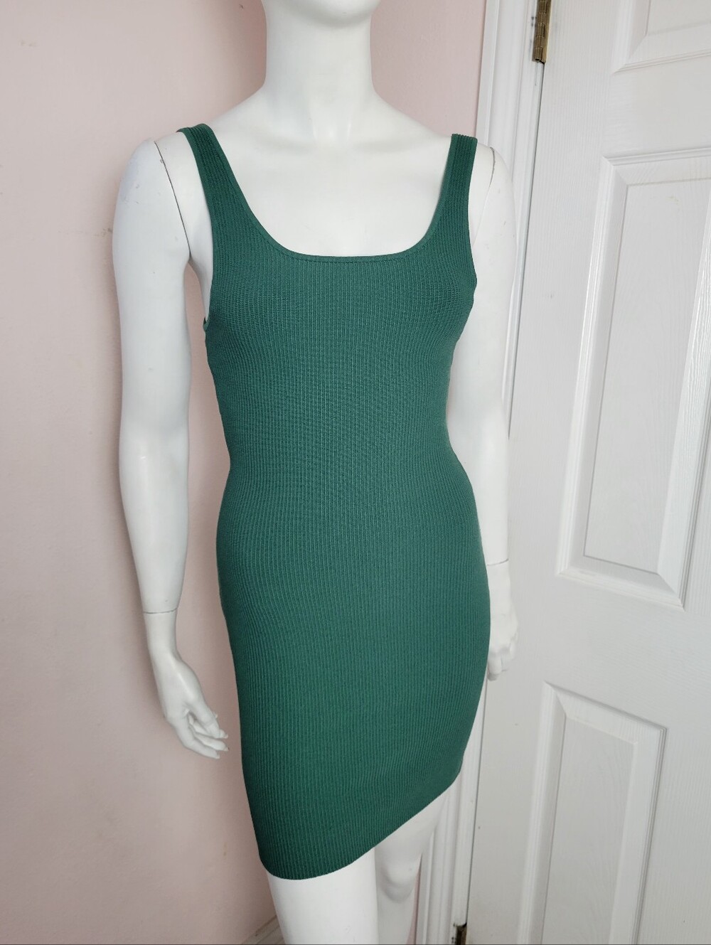 Babaton Sculpt Knit Squareneck Minimalist Mini Dress Green Small Aritzia - Picture 2 of 8